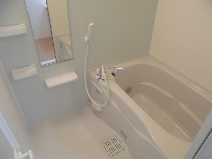 エレガント・ヒルズⅡの浴室