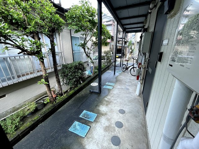 イーストコートのロビー