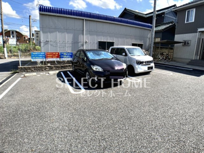 【駐車場】 | ディアコート | 駐車場に車を止められます