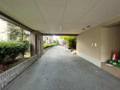 【エントランス】 | ロイヤルガーデン