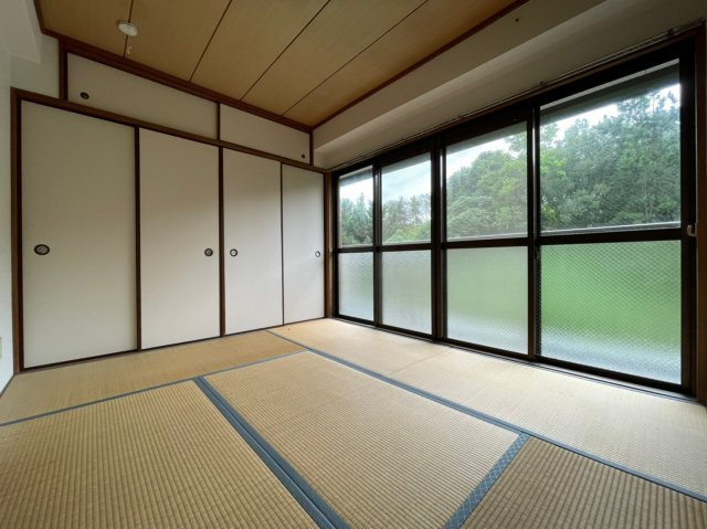 クレセント垂水の和室