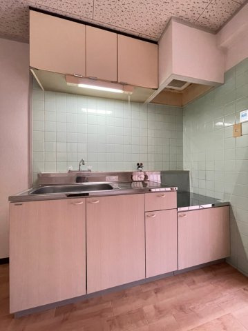 クレセント垂水のキッチン