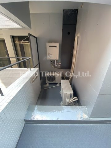 ヒルズ扇町のバルコニー|バルコニーからの眺めを楽しみながら食事をしませんか