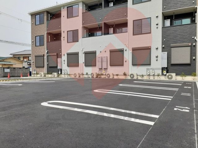 【駐車場】 | アーモンドアイ