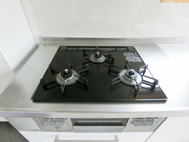 ショアーズ釣ヶ崎アパートのキッチン