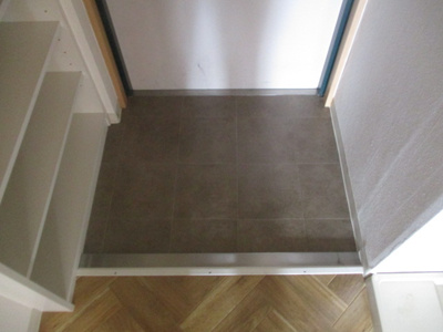 【玄関】 | SWISS難波南