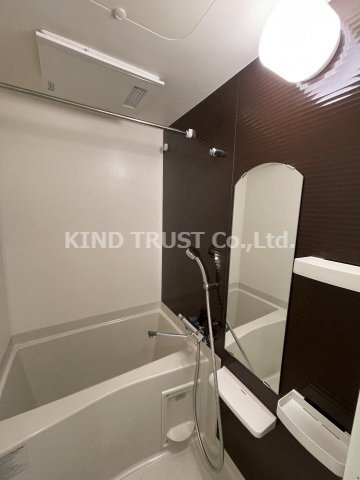 Luxe天神橋の浴室|日々の疲れを癒すお風呂付です