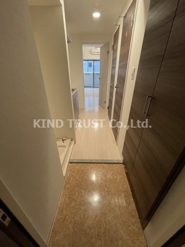 Luxe天神橋の玄関|シンプルで使いやすい玄関です