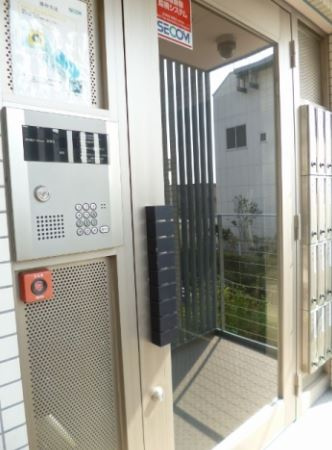 ウッディのエントランス