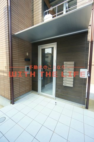 Cherim試験場前Ⅱ【キャッシュバック対象物件】のエントランス|清潔なエントランスです