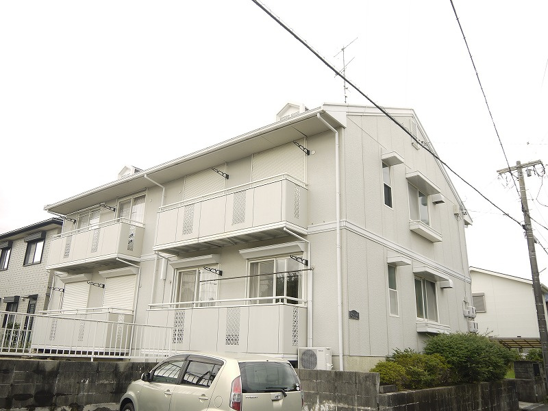 クレール高松山の外観