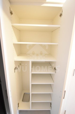 【その他】 | エスリード京橋桜ノ宮公園 | ちょっとした収納スペースも充実しています