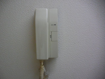 【設備】 | サニーコート豊村 | インターフォン付き。