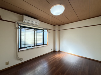 【寝室】 | ハイネス関目