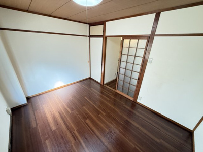 【洋室】 | ハイネス関目