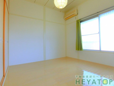 【内装】 | コーポみやび | 洋室５帖（同仕様写真）
