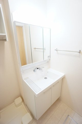 【独立洗面台】 | バードネイチャー E | ※同物件・反転タイプの写真です。