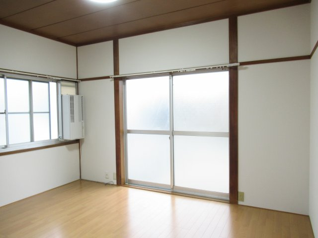 Bコーポの洋室|使い勝手のいい洋室です