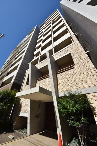 レジュールアッシュ心斎橋ＬＵＸＥ