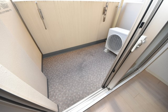 レジュールアッシュ心斎橋ＬＵＸＥのバルコニー|参考写真