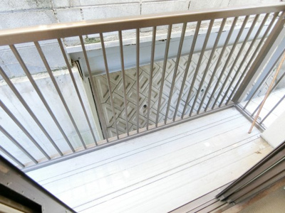 【バルコニー】 | 花隈町メゾネット（水谷様邸） | 開放的で明るい空間を演出してくれるバルコニーです