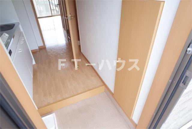 ラ・マイレ・アレイの玄関