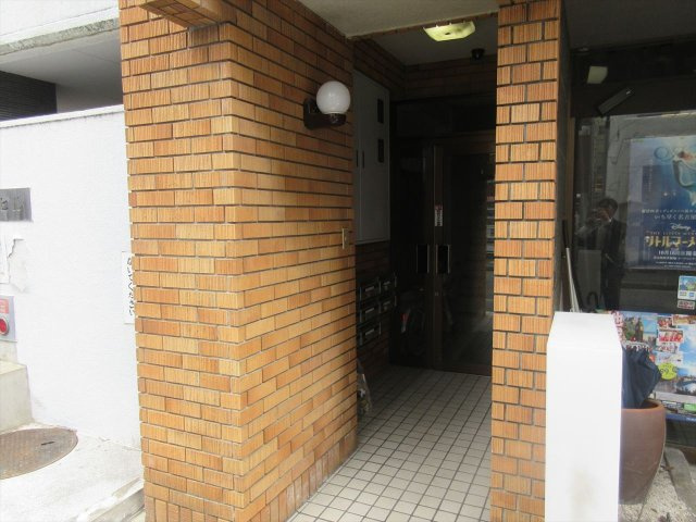 浅田屋ビルのエントランス|浅田屋ビル