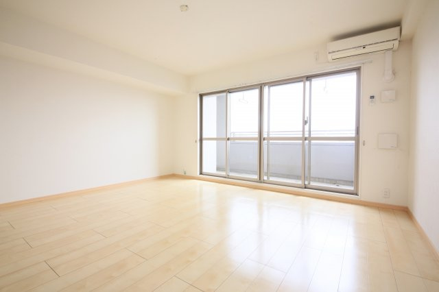 HSスパリアの居間・リビング