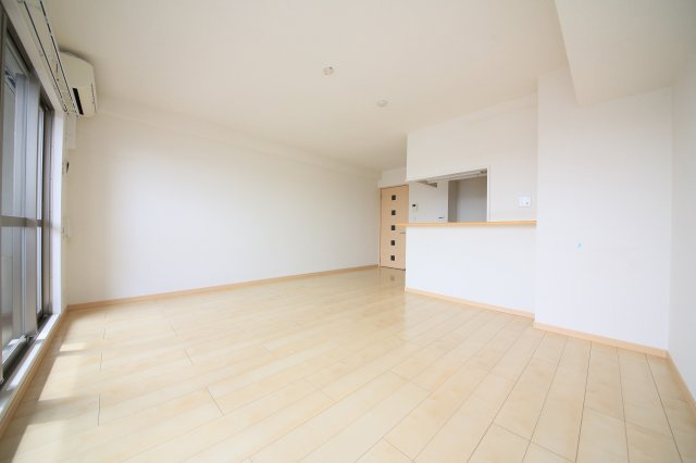 HSスパリアの内装