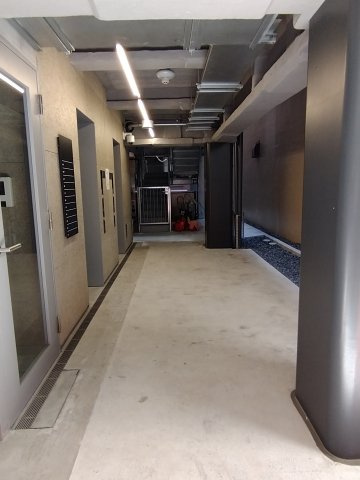 IM内神田ビルのエントランス