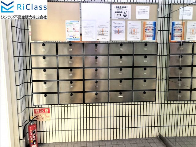 ライオンズマンション新長田のエントランス|建物の内部です