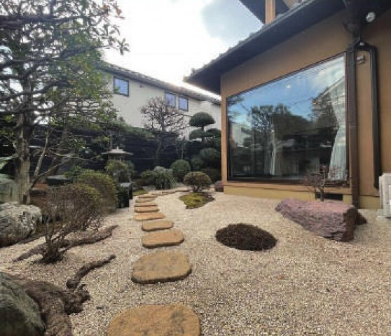 三鷹市井の頭3丁目 中古一戸建ての庭