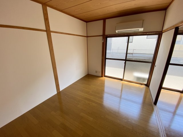 メゾンマツノBの寝室