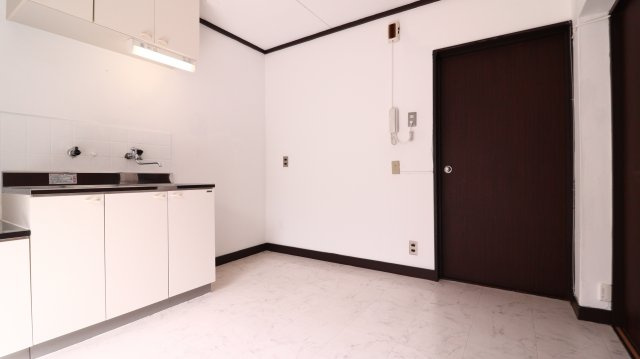 霞ヶ丘関西マンションの居間・リビング