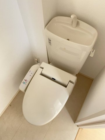 コンフォールYのトイレ
