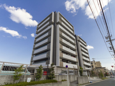 【外観】 | ローレルコート御器所＜仲介手数料無料＞ | リノベーション済み。
保証付きマンションです。
昭和区の不動産売買の事ならマックスバリュで住まい相談エムワイホームにお任せください。