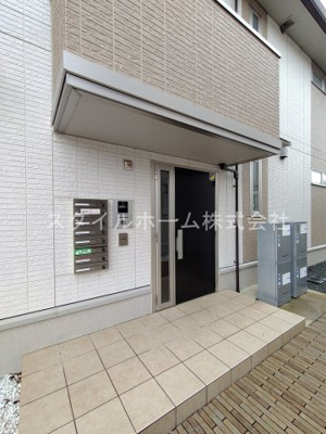 【エントランス】 | エミールＡ