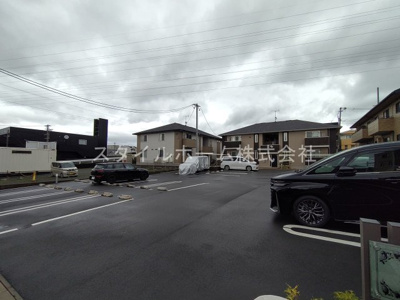 【駐車場】 | エミールＡ