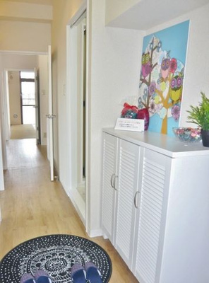 【展望】 | サンストリームOKABE | 玄関から室内への景観です！お客様のお出迎えもスムーズにできますね☆