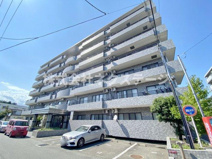 アトラクトマンショントムロの画像