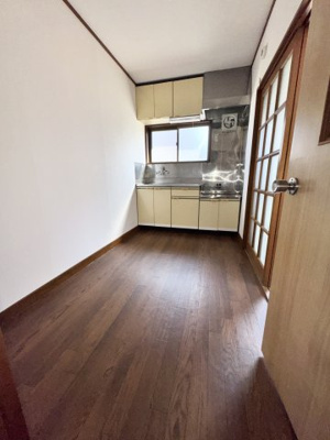 【居間・リビング】 | サンハイムウメ