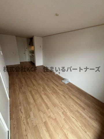 ハピネスさくらの居間・リビング|こちらのリビングで趣味の時間をお楽しみください