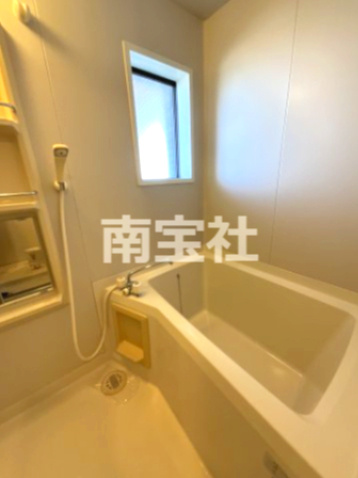 【浴室】 | 窓があって換気もばっちり