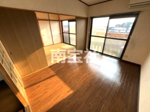 【居間・リビング】 | 洋室６畳です