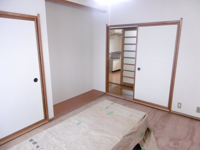 グリーンヒル平清水の和室