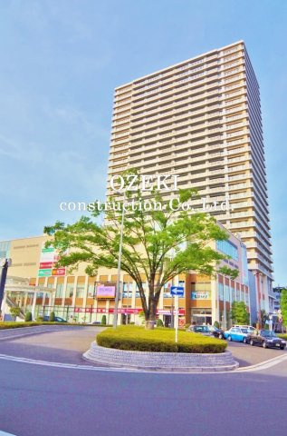 グローリオ越谷ステーションタワーの外観