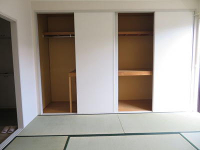 【収納】 | アゼリアコートC棟 | 和室押入れ　同タイプの別の部屋の写真です