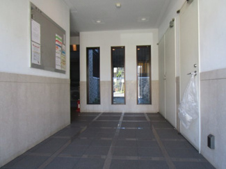 【エントランス】