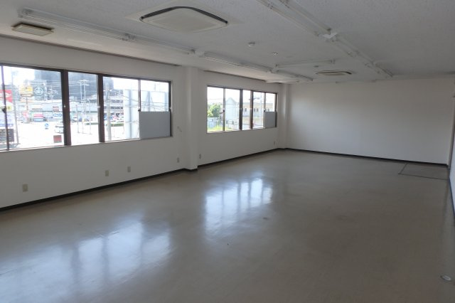 クレードル杉江ビルの内装