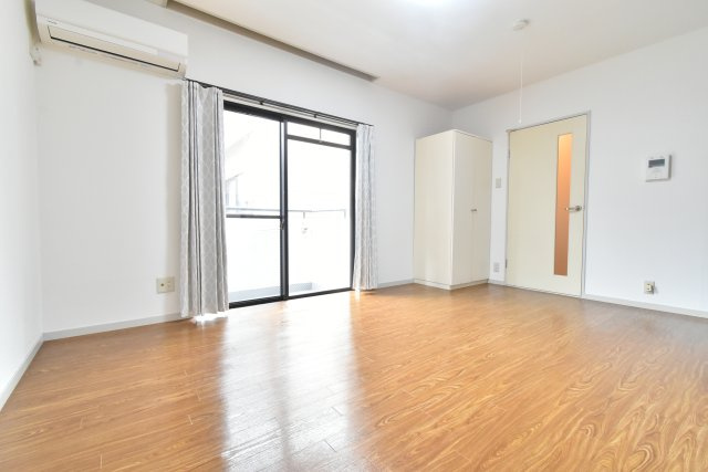 オブリガード西京の居間・リビング|おしゃれな居間です